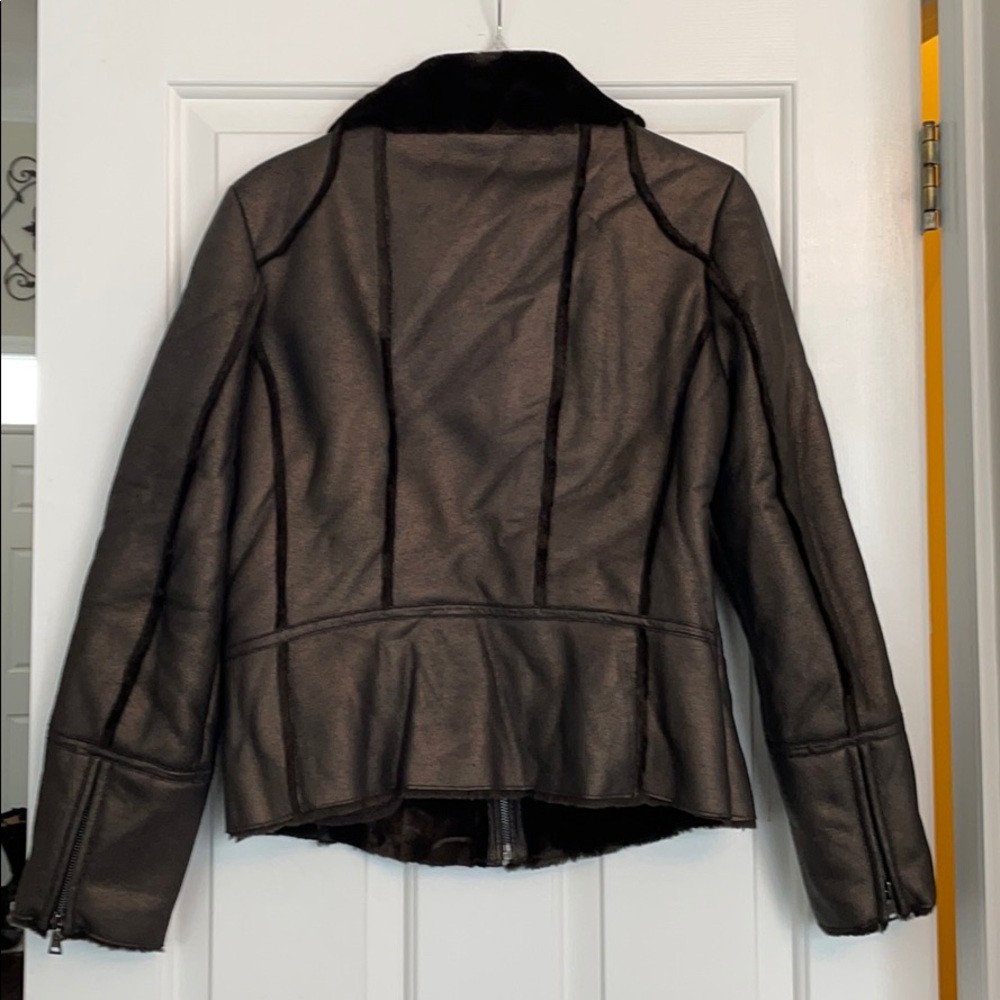 Winter Coat - image 4